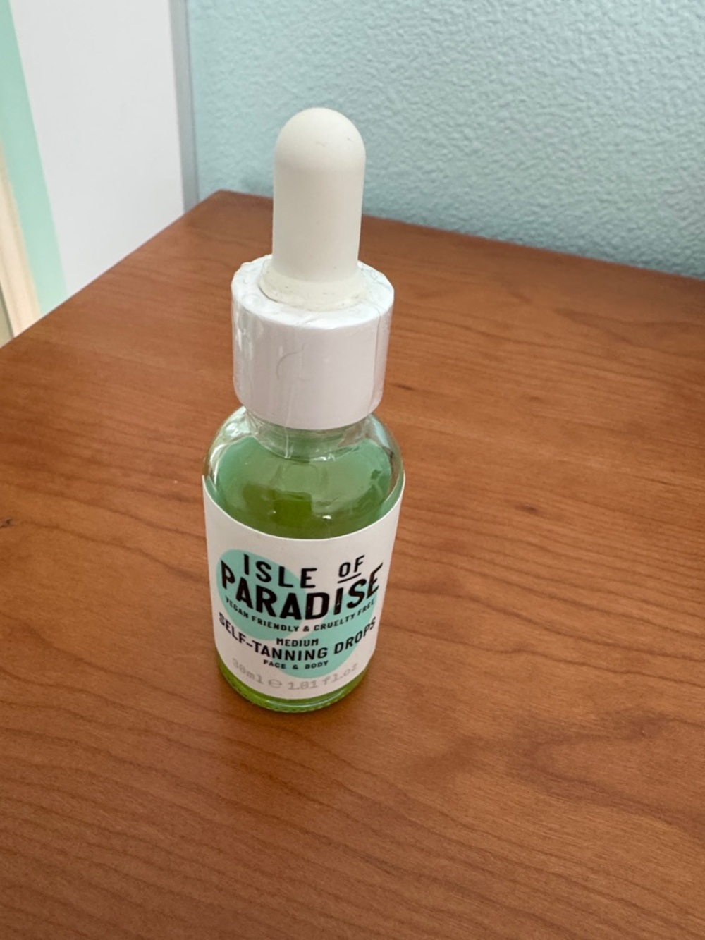 Isle of Paradise Medium  Self-Tanning Drops 1.18 oz